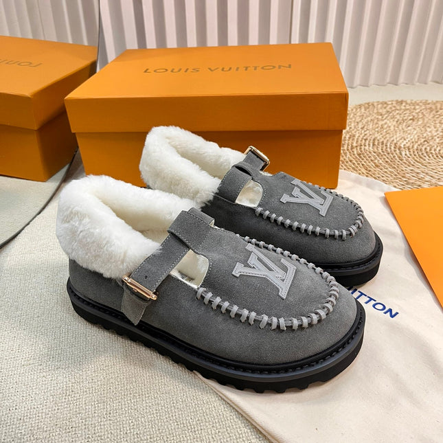 COLORADO COMFORT MARY JANE IN SHADOW GRAY SUEDE AND SHEARLING LINING