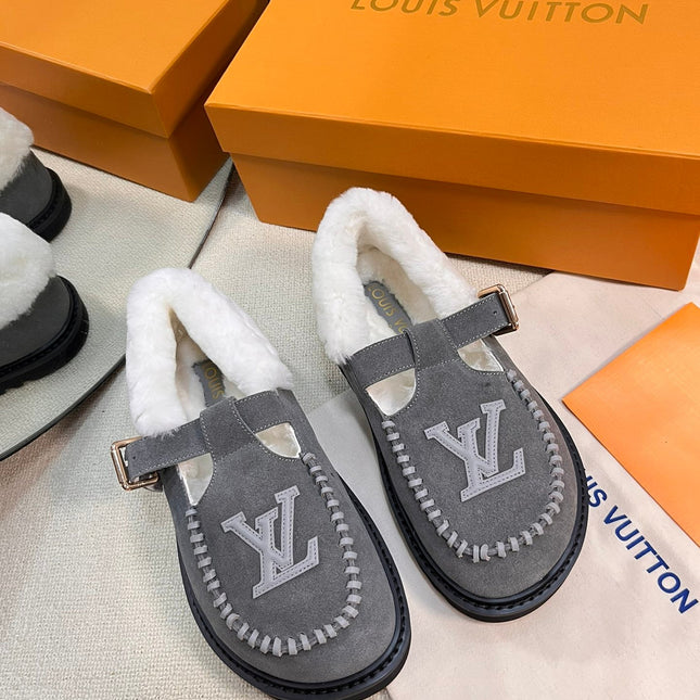 COLORADO COMFORT MARY JANE IN SHADOW GRAY SUEDE AND SHEARLING LINING