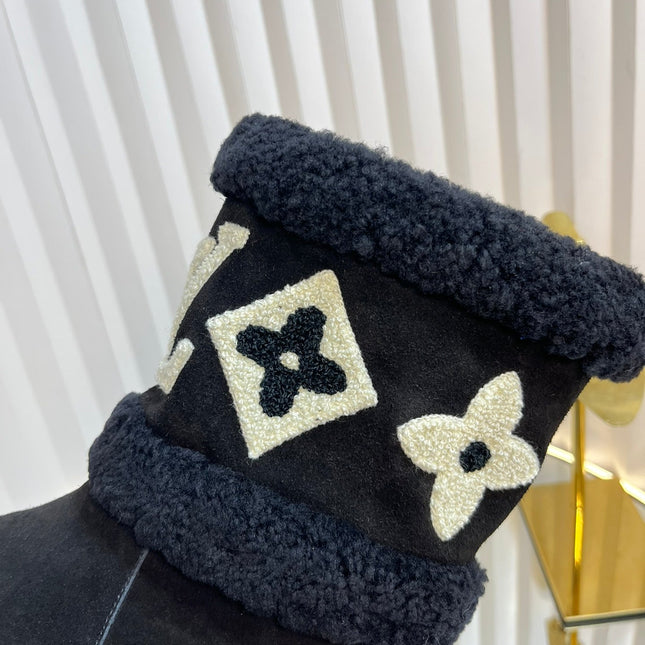 SNOWDROP FLAT ANKLE BOOTS IN BLACK SUEDE