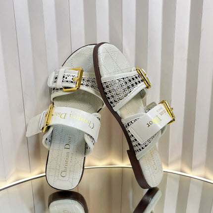 D-AVENUE SLIDES 25S IN WHITE CALFSKIN MICRO CANNAGE MOTIF