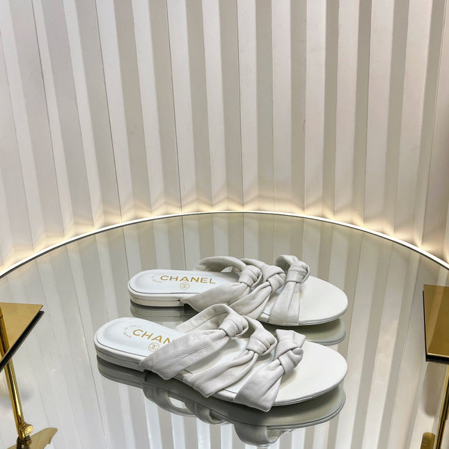 THREE STRAPS MULE IN WHITE CALFSKIN