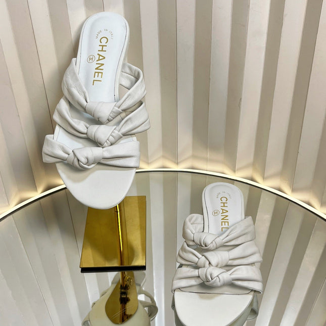 THREE STRAPS MULE IN WHITE CALFSKIN