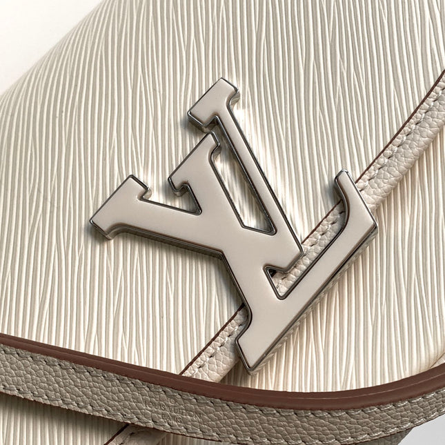 BUCI BAG 24 IN QUARTZ WHITE EPI GRAIN COWHIDE