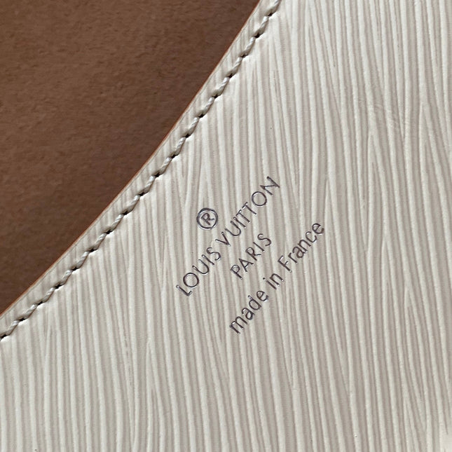 BUCI BAG 24 IN QUARTZ WHITE EPI GRAIN COWHIDE
