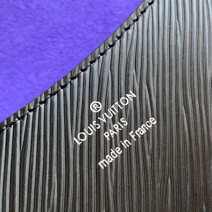 BUCI BAG 24 IN BLACK EPI GRAIN COWHIDE