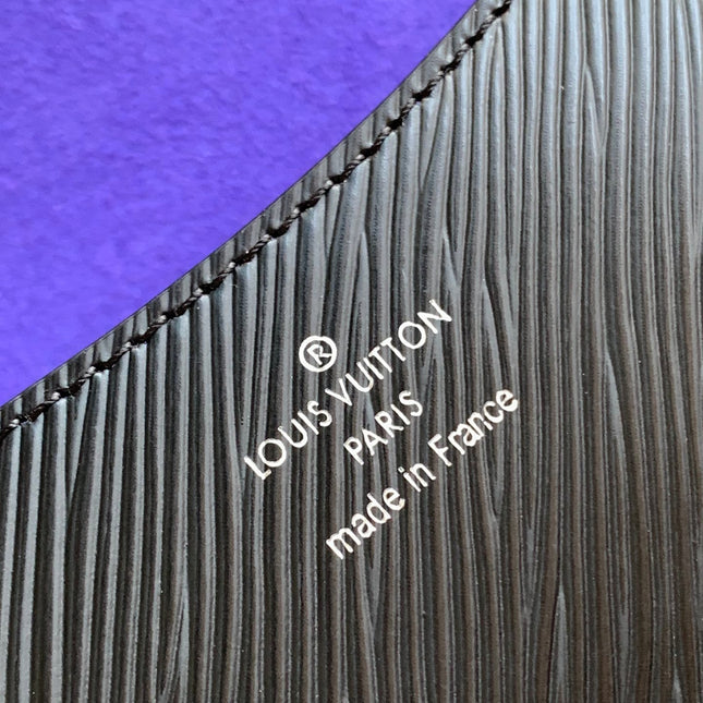 BUCI BAG 24 IN BLACK EPI GRAIN COWHIDE