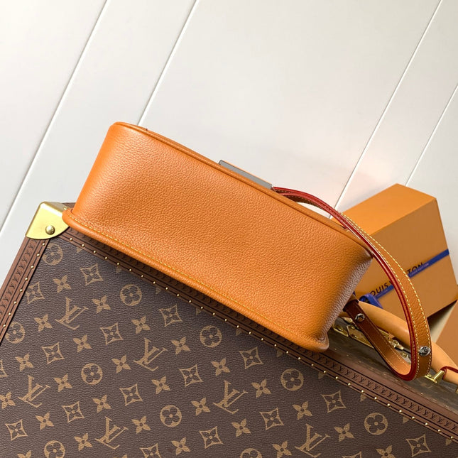 BUCI BAG 24 IN GOLD MIEL BROWN EPI GRAIN COWHIDE