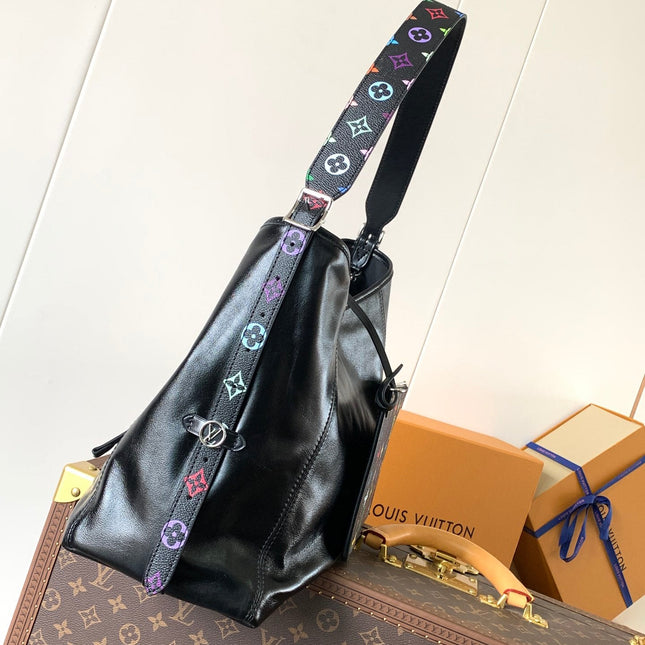 CARRYALL VIBE BAG 39 IN BLACK LAMBSKIN MONOGRAM PATTERN