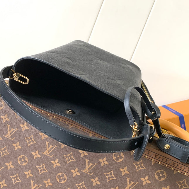 ALL IN BB BAG 18 IN BLACK EMBOSSED COWHIDE