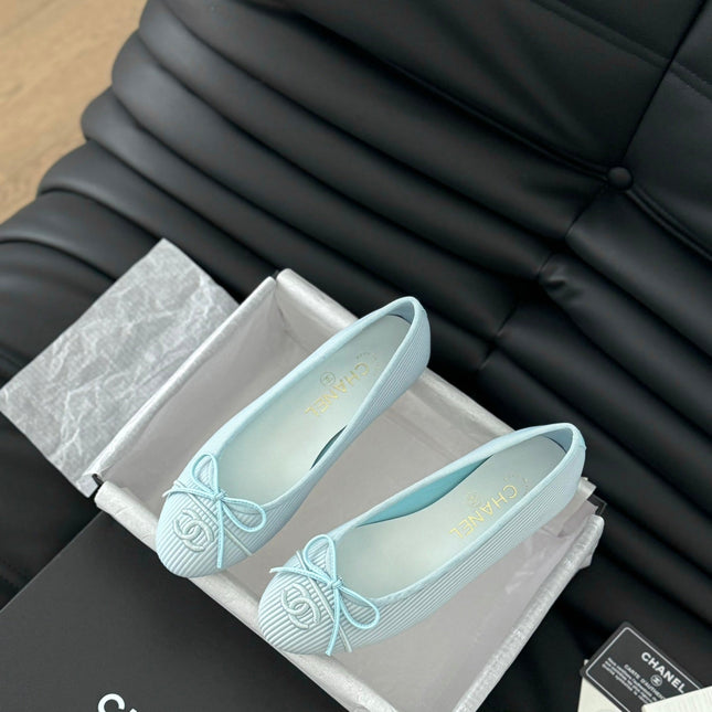 CLASSIC BALLET FLATS LIGHT BLUE LAMBSKIN