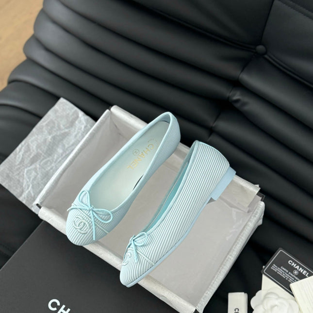 CLASSIC BALLET FLATS LIGHT BLUE LAMBSKIN