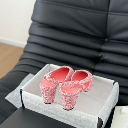 HIGH SLINGBACK IN LIGHT PINK TWEED AND BLACK LAMBSKIN