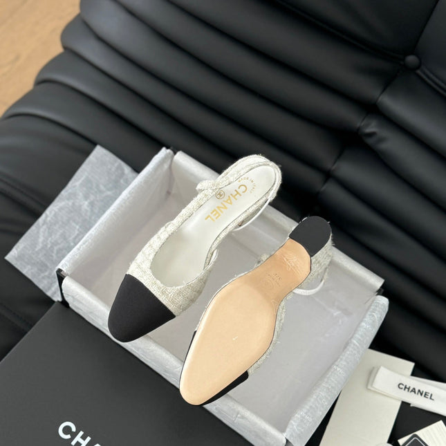 HIGH SLINGBACK IN WHITE TWEED AND BLACK LAMBSKIN