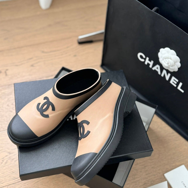 SHORT BOOTS IN BEIGE CREAM MIX BLACK RUBBER