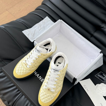 CC SNEAKER IN LIGHT YELLOW MIX WHITE EMBROIDERED LAMBSKIN