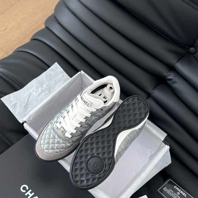 CC SNEAKER IN PEARL GREY MIX WHITE EMBROIDERED LAMBSKIN