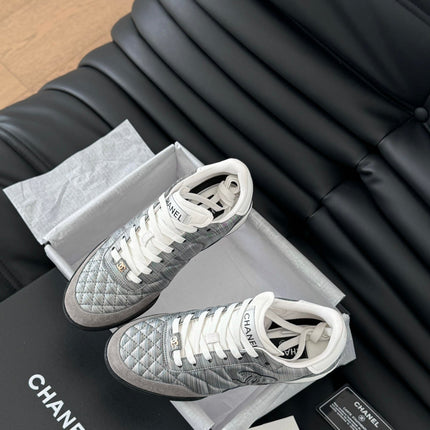 CC SNEAKER IN PEARL GREY MIX WHITE EMBROIDERED LAMBSKIN
