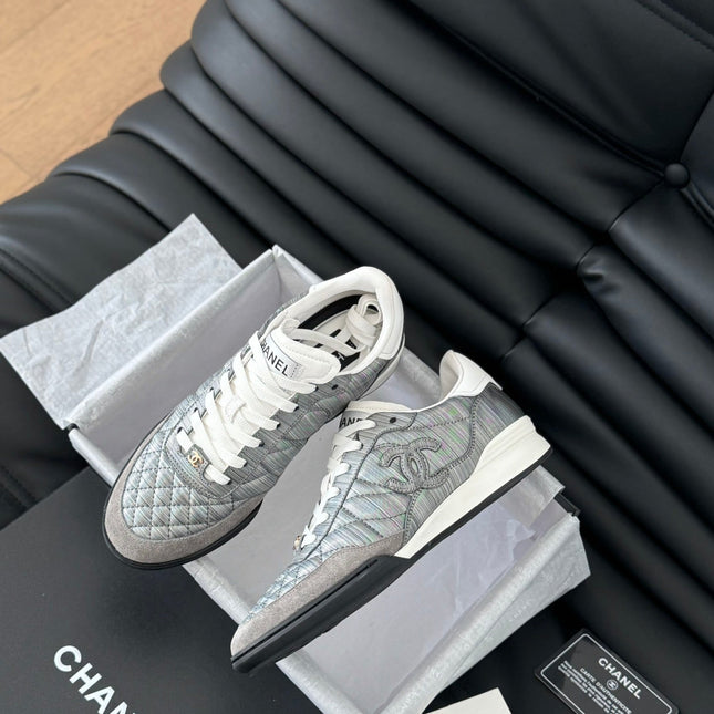 CC SNEAKER IN PEARL GREY MIX WHITE EMBROIDERED LAMBSKIN