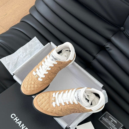 CC SNEAKER IN PEANUT BROWN MIX WHITE EMBROIDERED LAMBSKIN