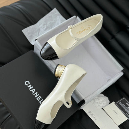 CC MARY JANE SHOES IN WHITE MIX BLACK LAMBSKIN WITH GOLD HARDWARE