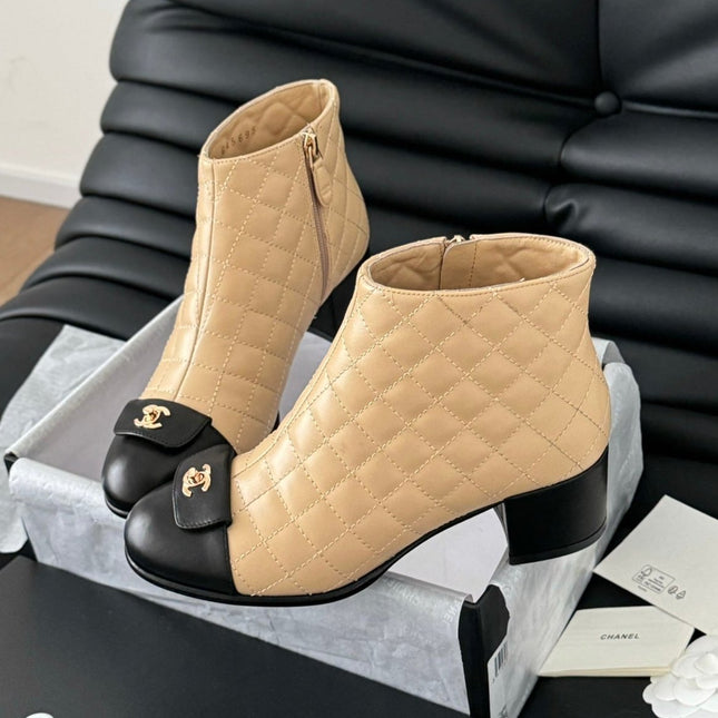 CC SHORT BOOTS 65 MM IN SEPIA BEIGE MIX BLACK QUILTED PATTERN LAMBSKIN