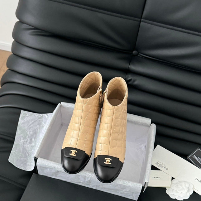 CC SHORT BOOTS 65 MM IN SEPIA BEIGE MIX BLACK QUILTED PATTERN LAMBSKIN