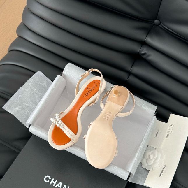 PEARL SANDAL IN WHITE AND VIVID ORANGE LAMBSKIN 75 MM