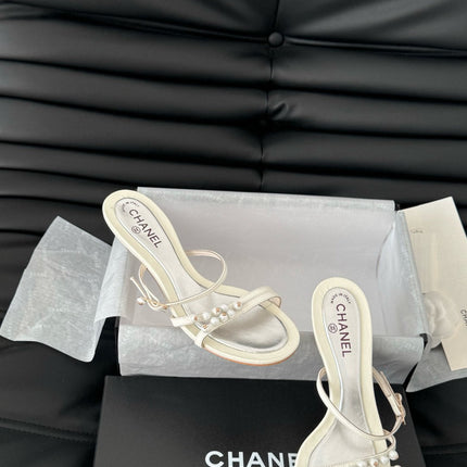 PEARL SANDAL IN WHITE LAMBSKIN 35 MM