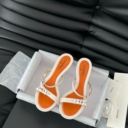 PEARL SANDAL IN BEIGE AND ORANGE LAMBSKIN 35 MM