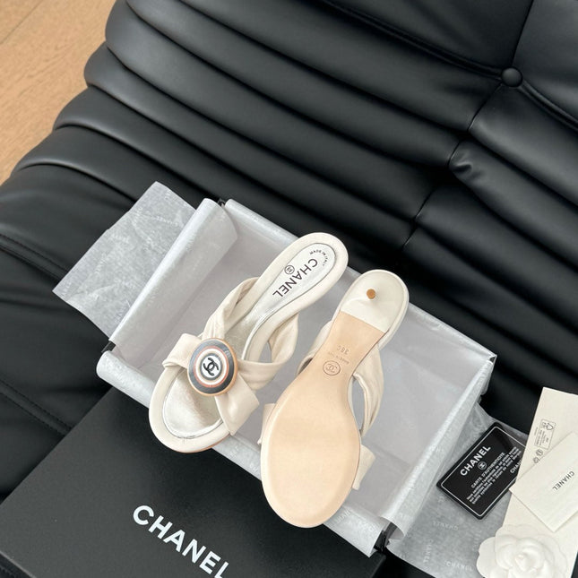 WHITE FABRIC CC SLIDE SANDALS