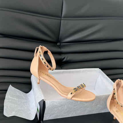 MID-HEEL 35 MM SANDAL IN NUDE TAN SHEEPSKIN WITH STICKERS