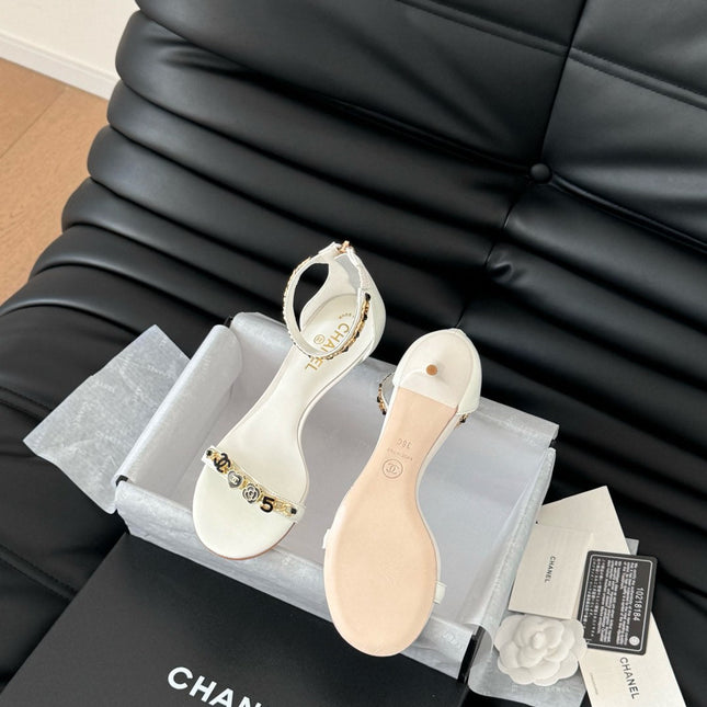 MID-HEEL 35 MM SANDAL IN WHITE SHEEPSKIN WITH STICKERS