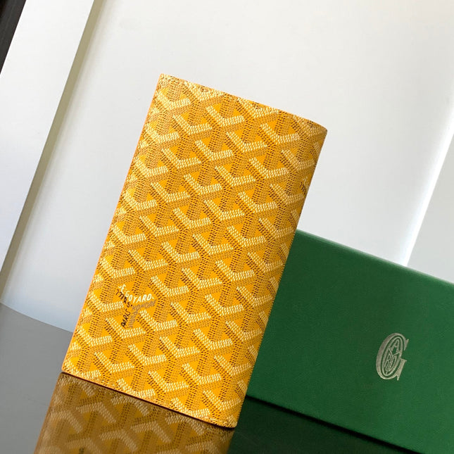 RICHELIEU CHECKBOOK WALLET 19 IN YELLOW GOYARDINE CANVAS AND CALFSKIN