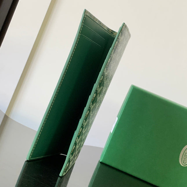 RICHELIEU CHECKBOOK WALLET 19 IN GREEN GOYARDINE CANVAS AND CALFSKIN