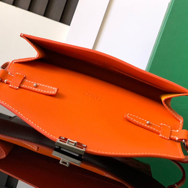 CHYPRE WALLET-POUCH 21 IN ORANGE GOYARDINE CANVAS AND CALFSKIN