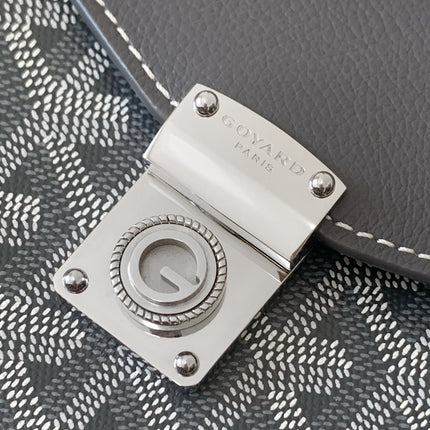 CHYPRE WALLET-POUCH 21 IN GRAY GOYARDINE CANVAS AND CALFSKIN