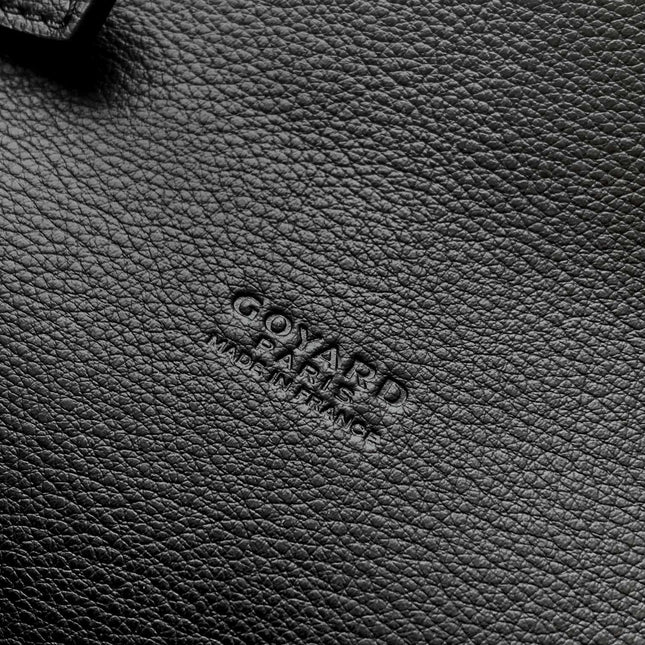 CHYPRE WALLET-POUCH 21 IN BLACK GOYARDINE CANVAS AND CALFSKIN