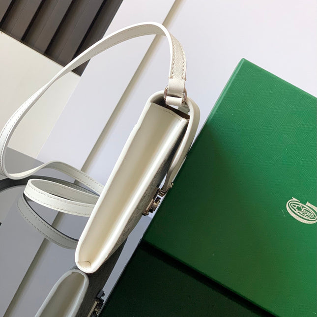 CHYPRE WALLET-POUCH 21 IN WHITE GOYARDINE CANVAS AND CALFSKIN