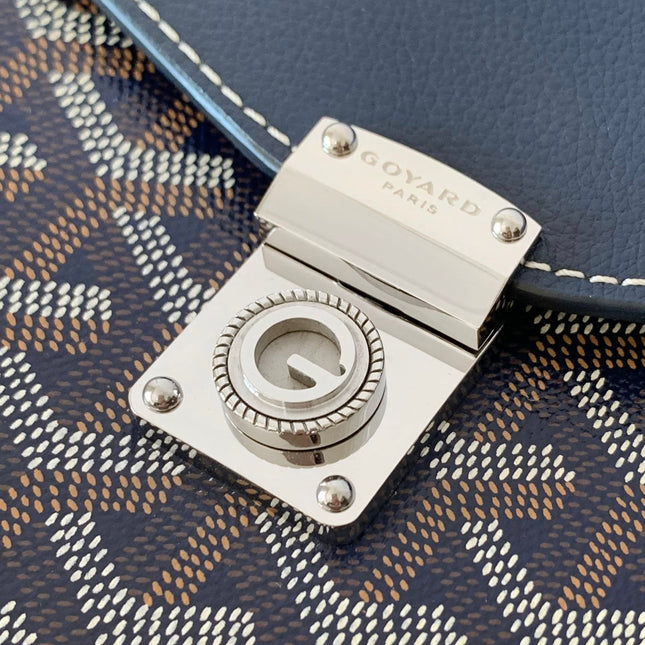 CHYPRE WALLET-POUCH 21 IN NAVY BLUE GOYARDINE CANVAS AND CALFSKIN