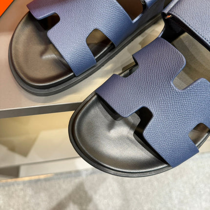 HM CHYPRE SANDAL NAVY EPSOM CALFSKIN