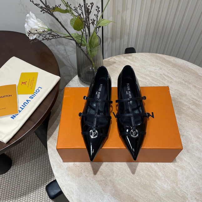 POINTED-TOE TRIPLE-STRAP BALLET FLAT IN BLACK PATENT CALFSKIN