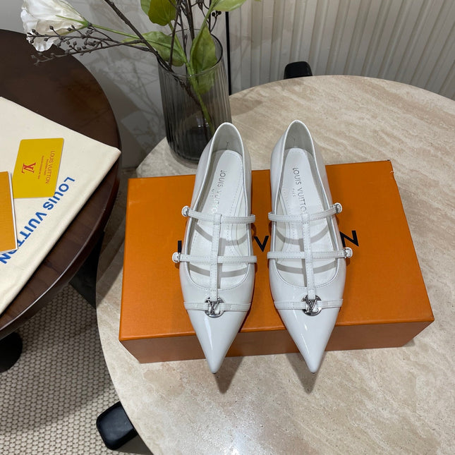 POINTED-TOE TRIPLE-STRAP BALLET FLAT IN WHITE PATENT CALFSKIN