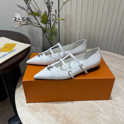 POINTED-TOE TRIPLE-STRAP BALLET FLAT IN WHITE PATENT CALFSKIN