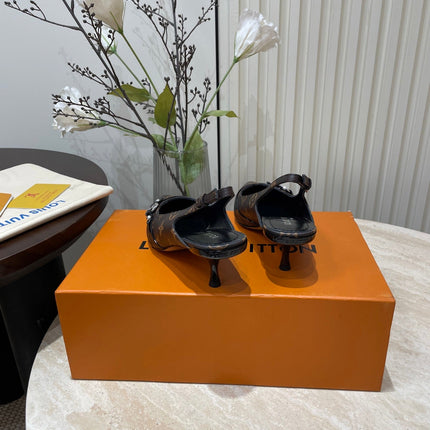 HIGH SLINGBACKS 5 CM IN CHOCOLATE BROWN MONOGRAM CALFSKIN