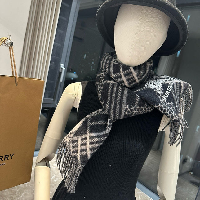 CLASSIC CHECK SCARF 168 CM IN BLACK CASHMERE 396320