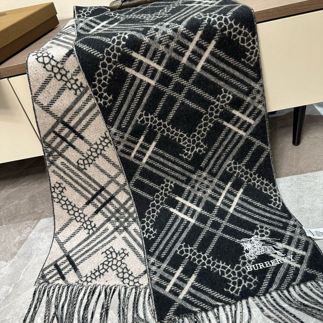 CLASSIC CHECK SCARF 168 CM IN BLACK CASHMERE 396320