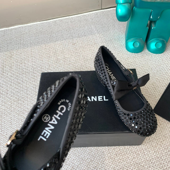 CC MARY JANES SHOES IN BLACK SATIN WITH RHINESTONES