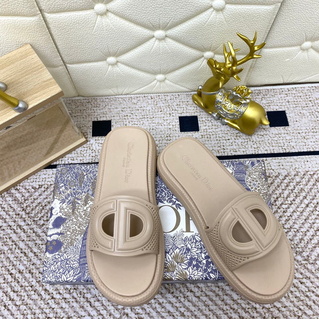 DIOR FLAT SLIDES 25S IN BEIGE TPU