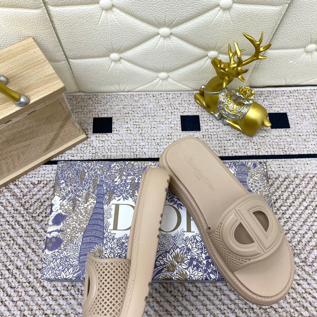 DIOR FLAT SLIDES 25S IN BEIGE TPU
