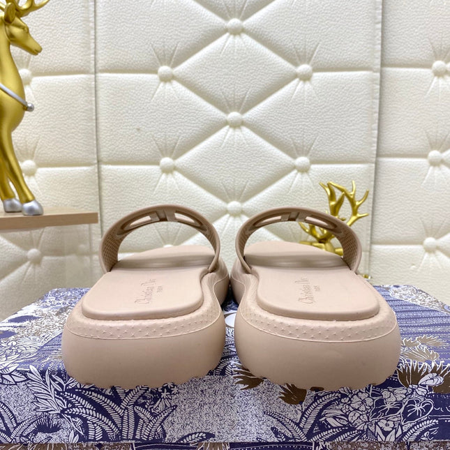 DIOR FLAT SLIDES 25S IN BEIGE TPU